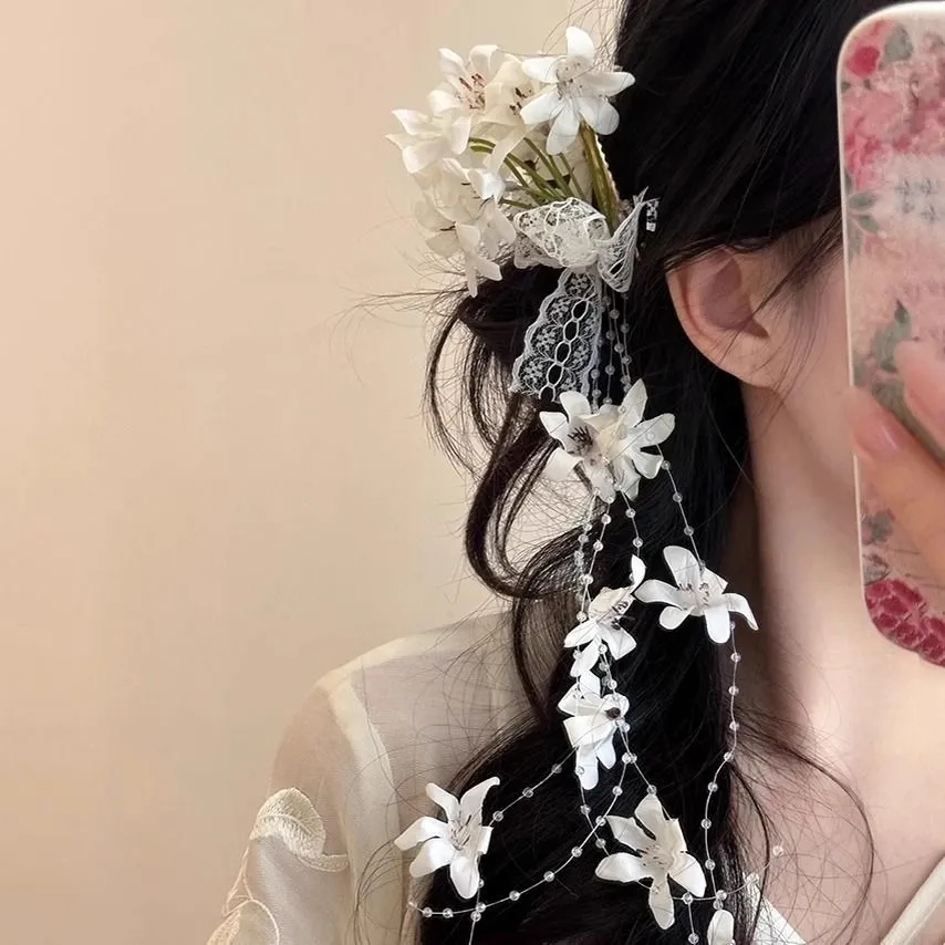 Elegant White Floral Hair Clip - Women Fashion Photoshoot review and price